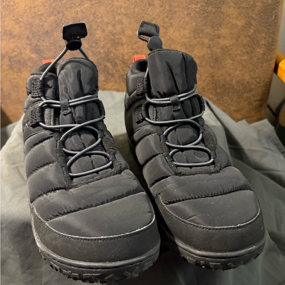 Chacos Ramble Puff Black